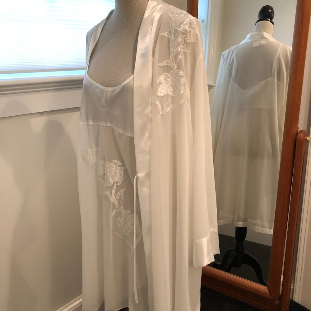 SzM Peignoir Set sheer Kimono Robe, negligee nightgown NWOT